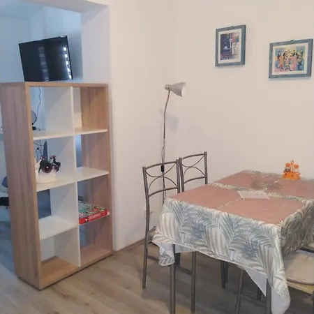 Apartment Zp44 Pula