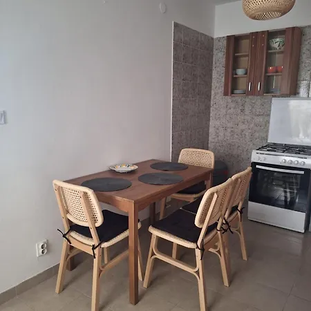 Zp44 Apartamento Pula